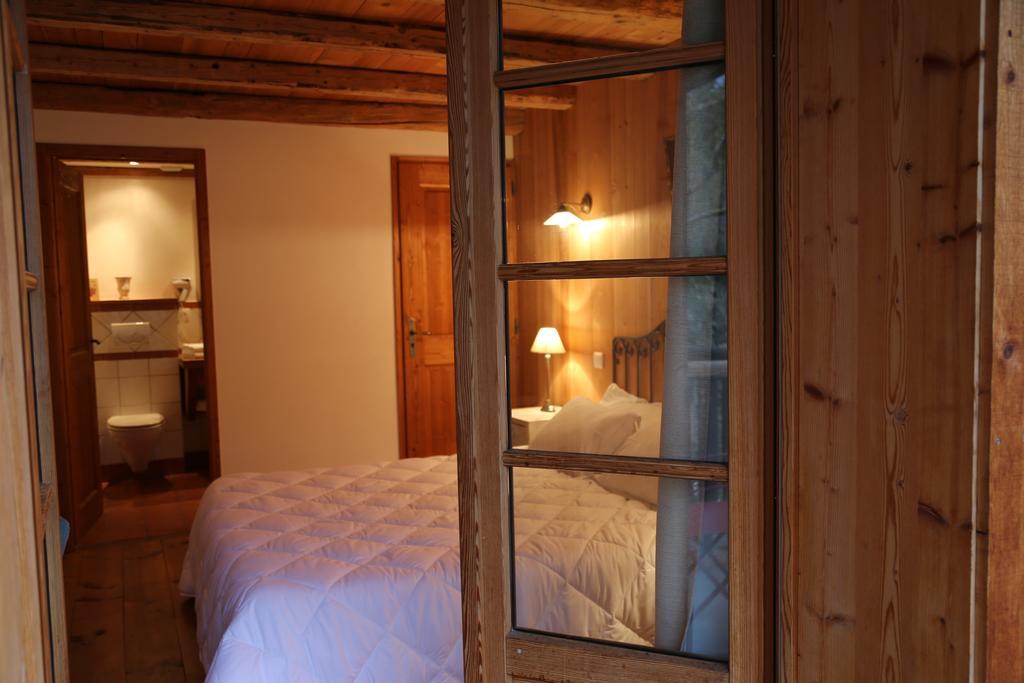 Auberge Du Moulin De Lere Vailly Room photo